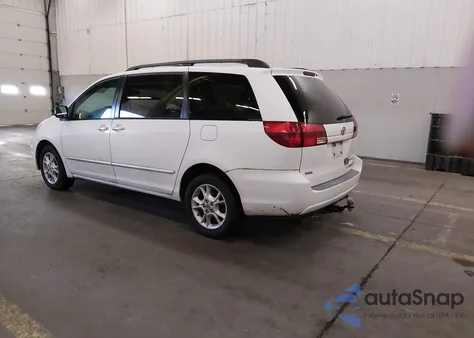 2004 Toyota Sienna Le z USA, uszkodzony, nr VIN 5TDBA23C04S026558